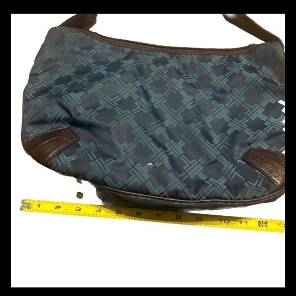 Authentic Tumi purse in the color blue gently used - Picture 7 of 11